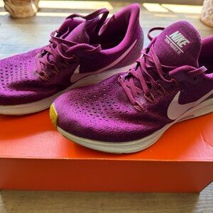 Nike Air Zoom Pegasus 35 Women’s 8.5